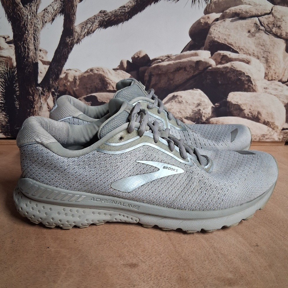 Brooks Adrenaline GTS 20 Mens Running Shoes Grey Silver 1103071D029 Sz 10.5